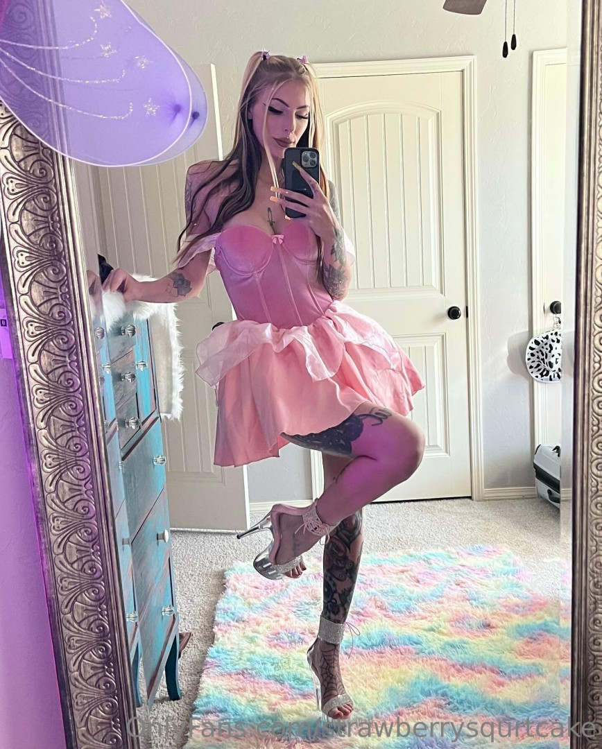 Photo by strawberrysqurtcake published on May 17,2023 14:15:49 - BestThots