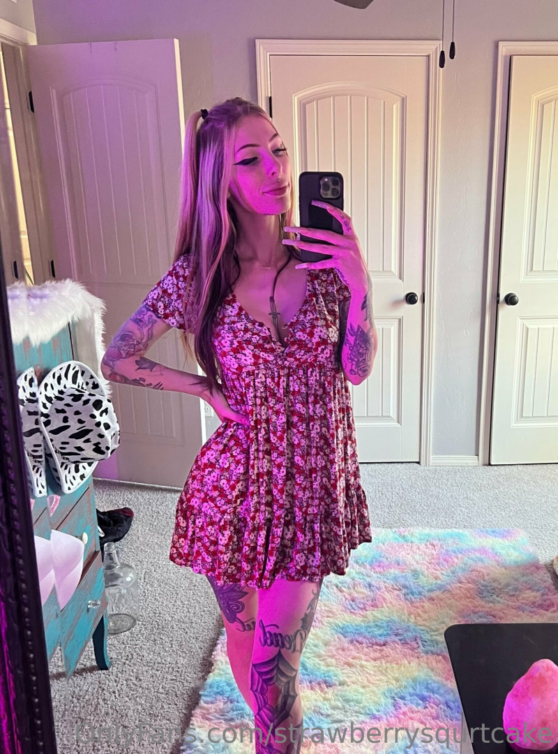 Photo by strawberrysqurtcake published on May 17,2023 14:17:17 - BestThots