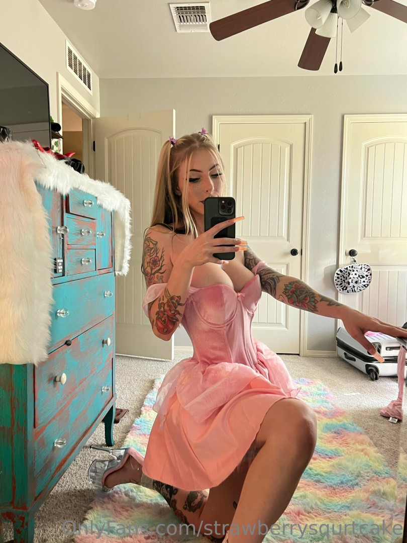 Photo by strawberrysqurtcake published on May 17,2023 14:19:28 - BestThots