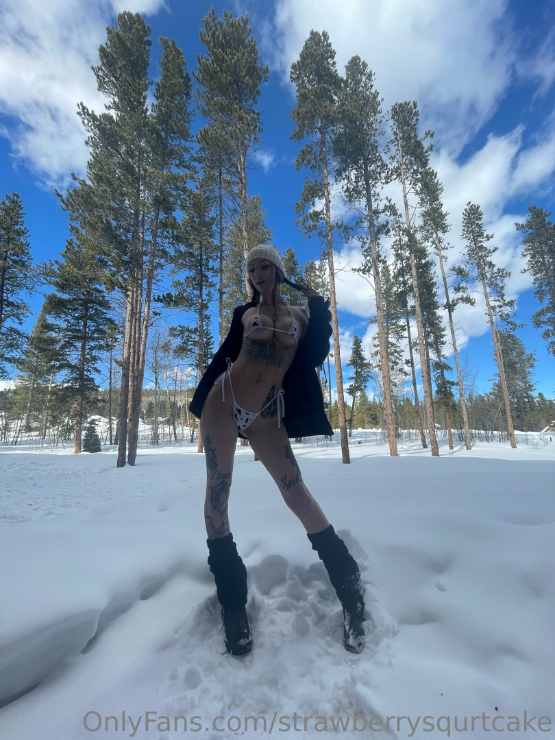 Photo by strawberrysqurtcake published on May 17,2023 14:22:15 - BestThots