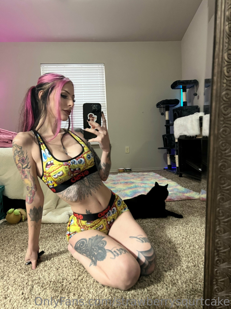 Photo by strawberrysqurtcake published on May 17,2023 14:22:25 - BestThots