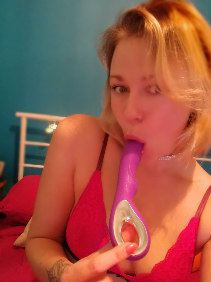 Photo by ukcutegirl published on May 16,2023 11:41:50 - BestThots
