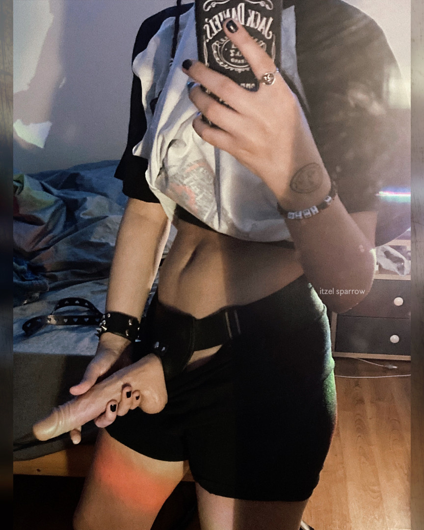 Photo by itzel2002free published on October 17,2023 02:00:22 - BestThots