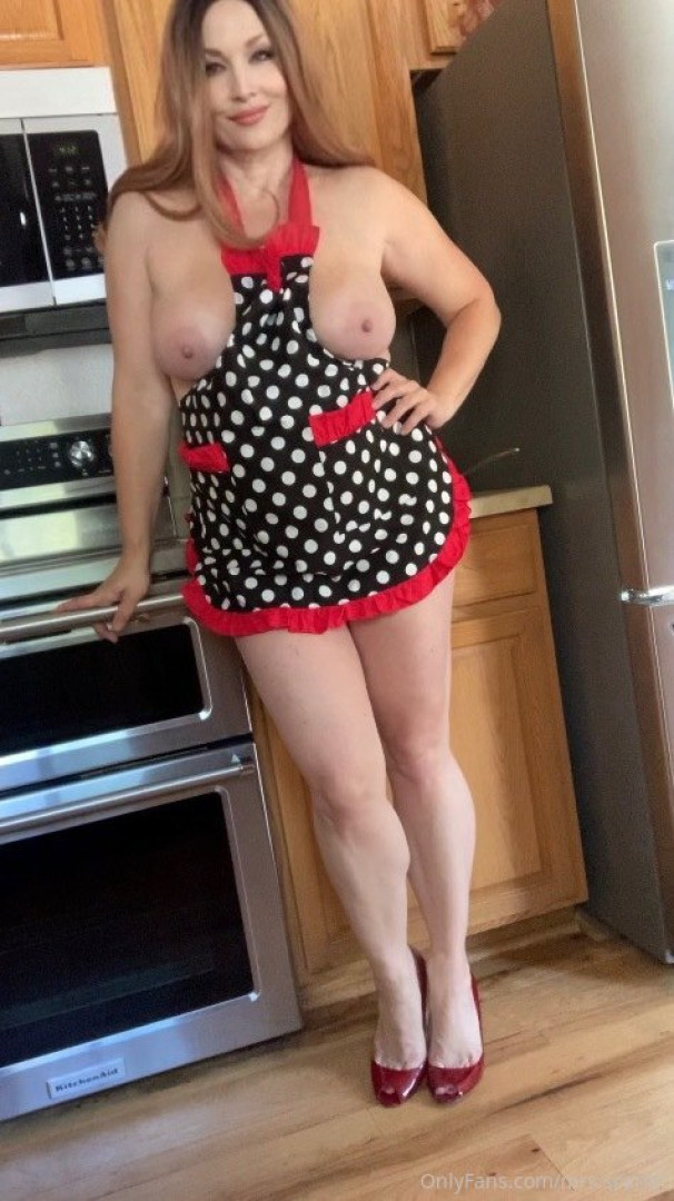 Photo by mrs_scarletvip published on October 14,2023 10:11:40 - BestThots