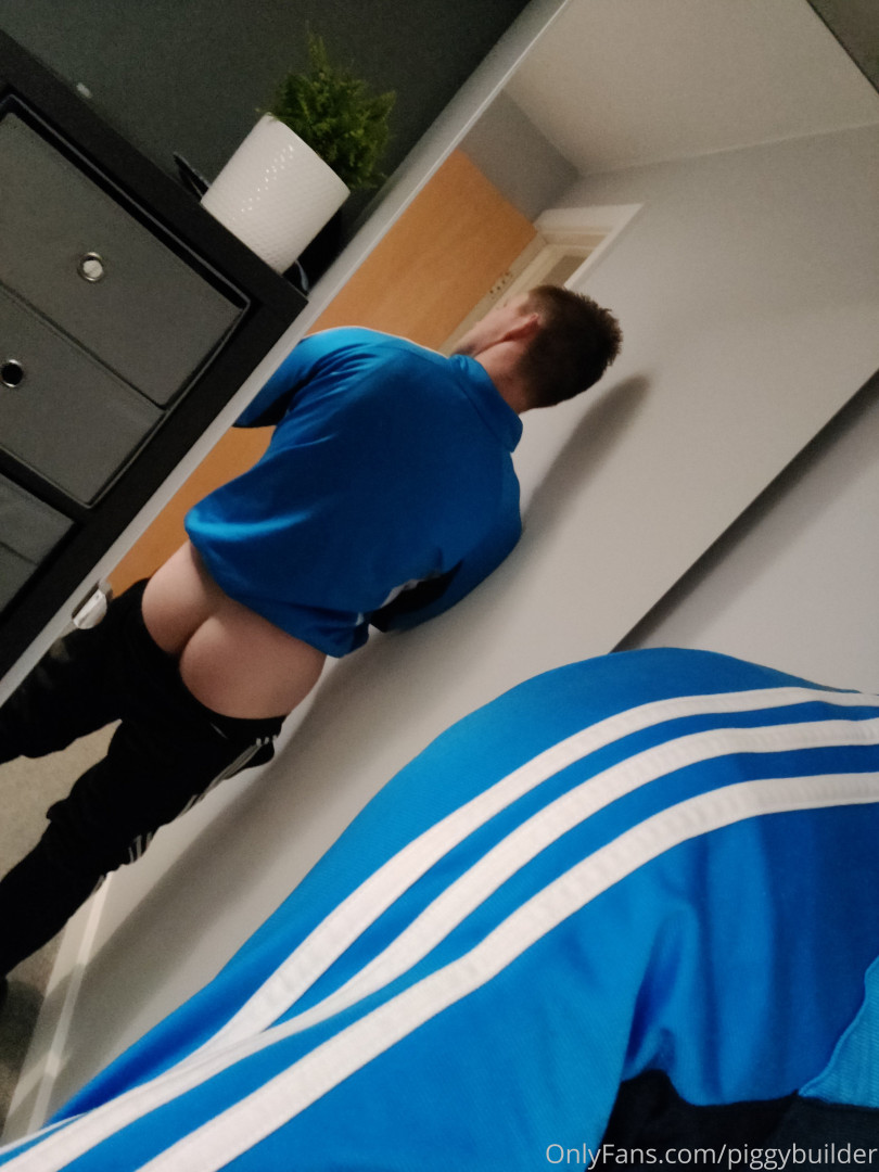 Photo by piggybuilder published on May 19,2023 12:27:17 - BestThots
