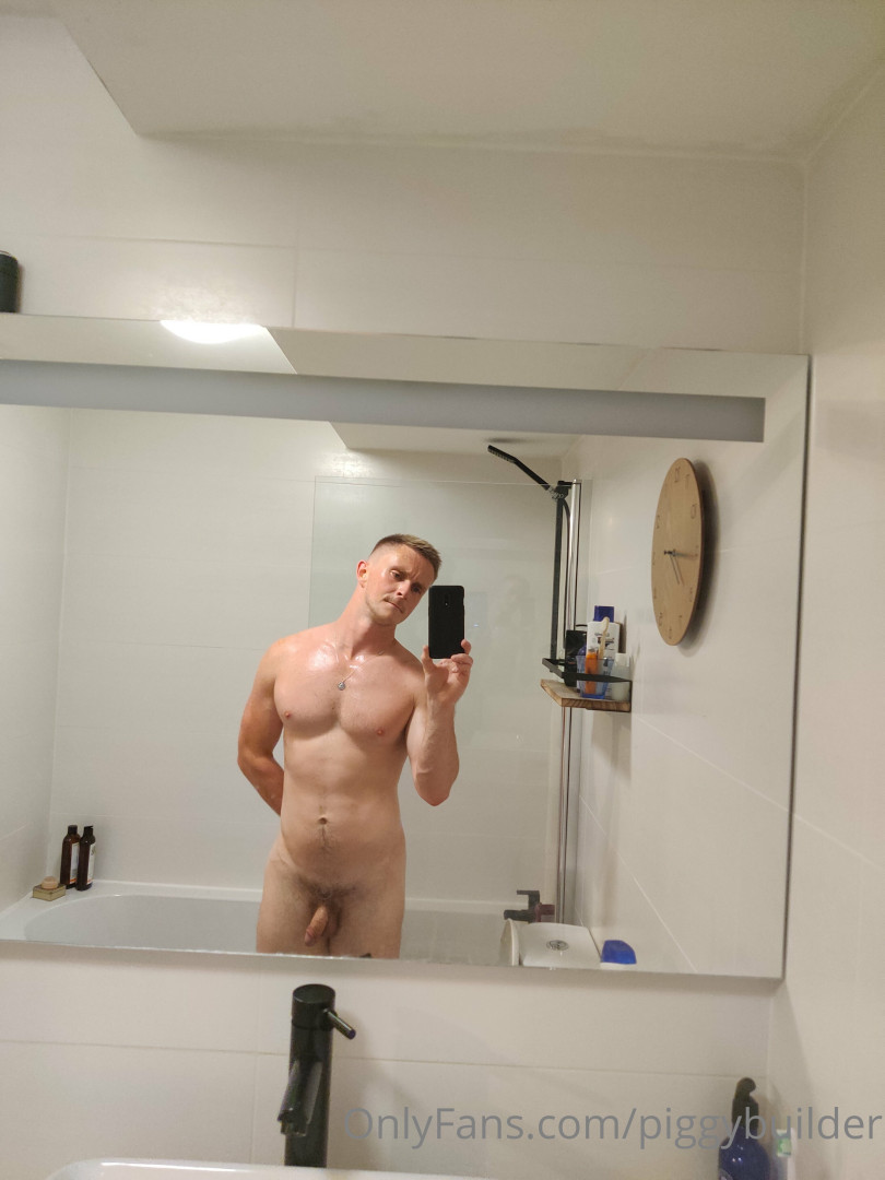 Photo by piggybuilder published on May 19,2023 12:27:19 - BestThots