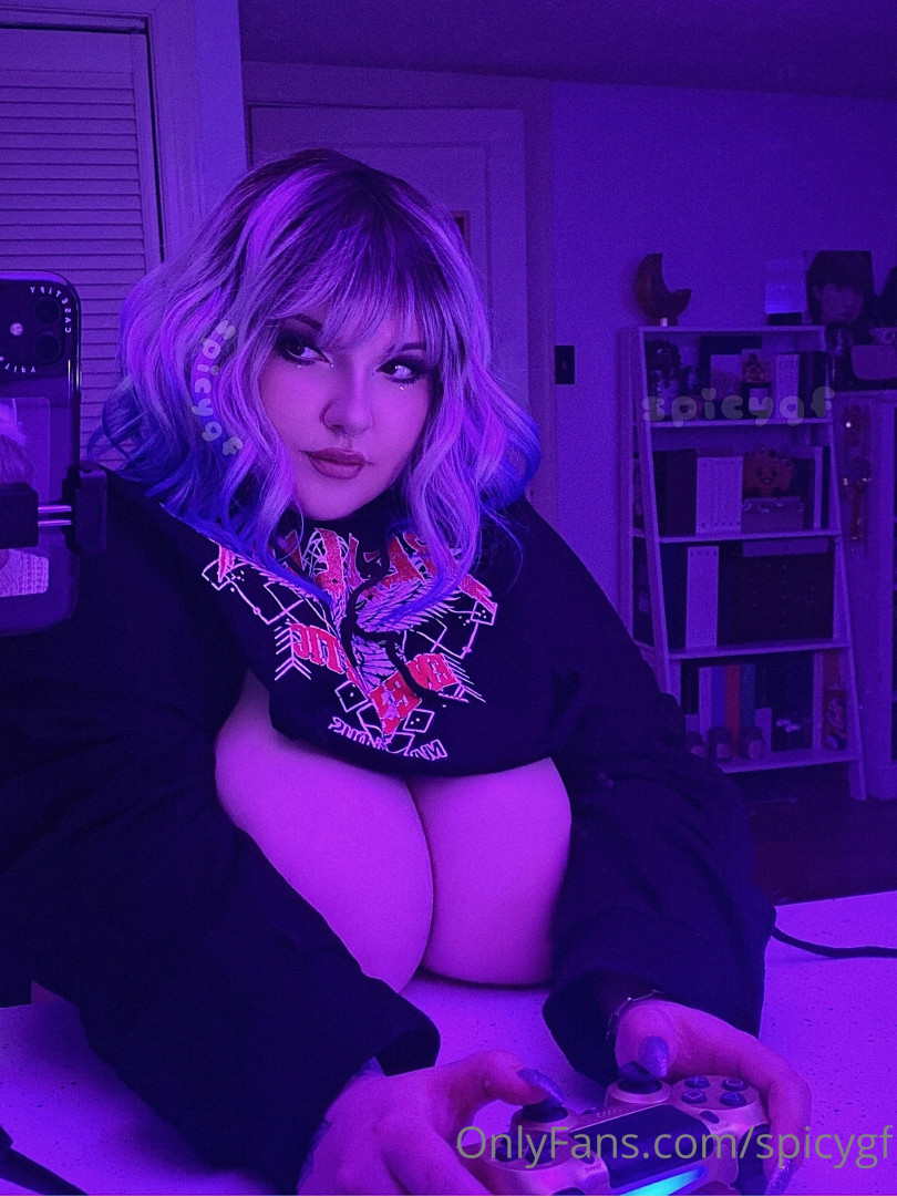 Photo by spicygf published on July 3,2023 12:48:10 - BestThots