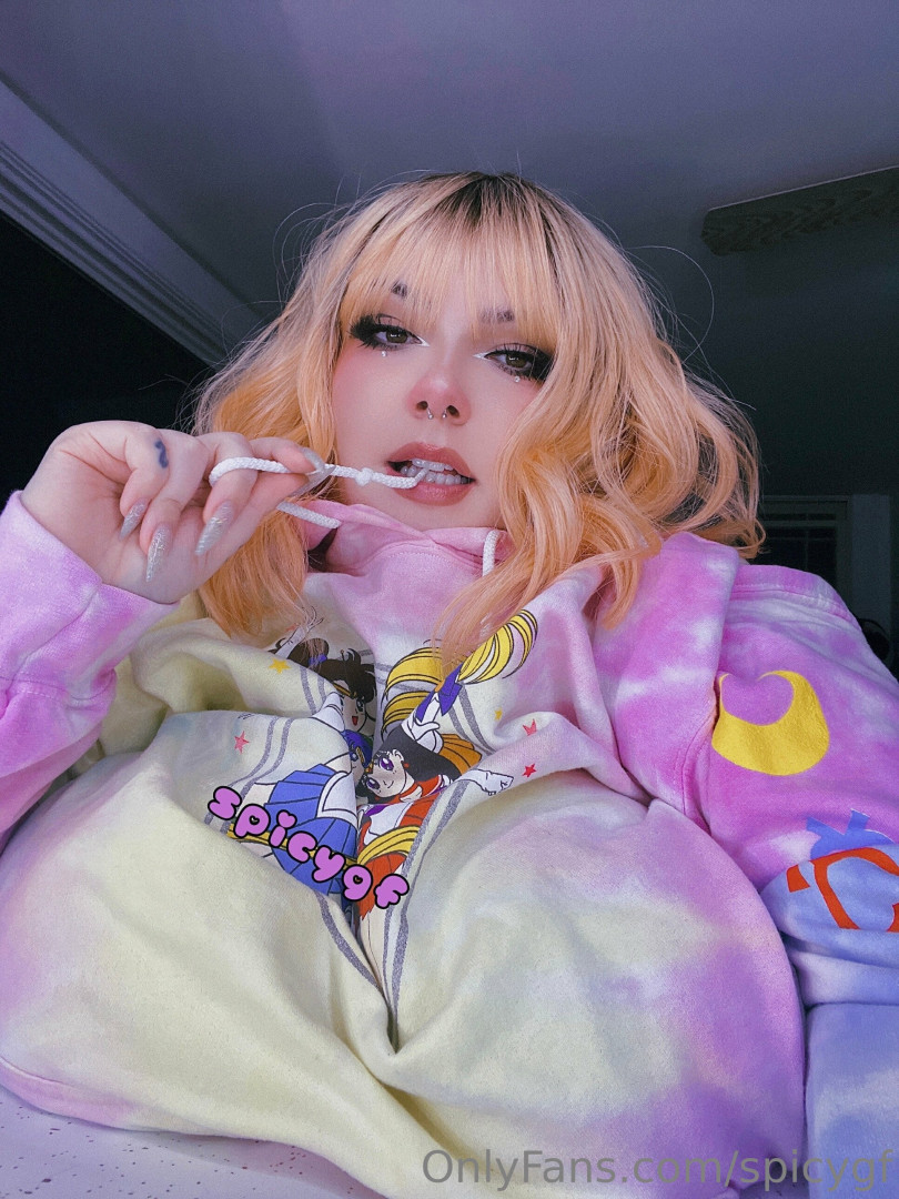 Photo by spicygf published on July 3,2023 12:52:46 - BestThots