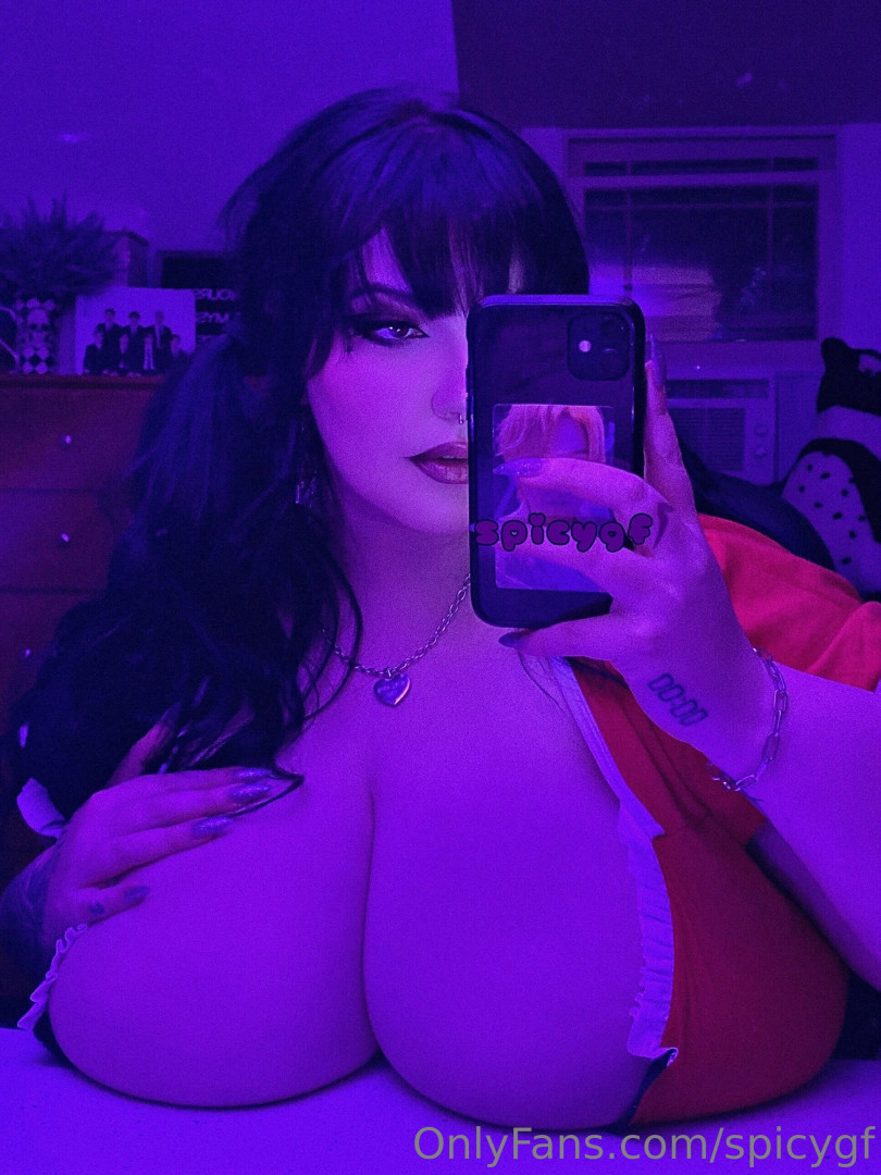 Photo by spicygf published on July 3,2023 12:57:59 - BestThots