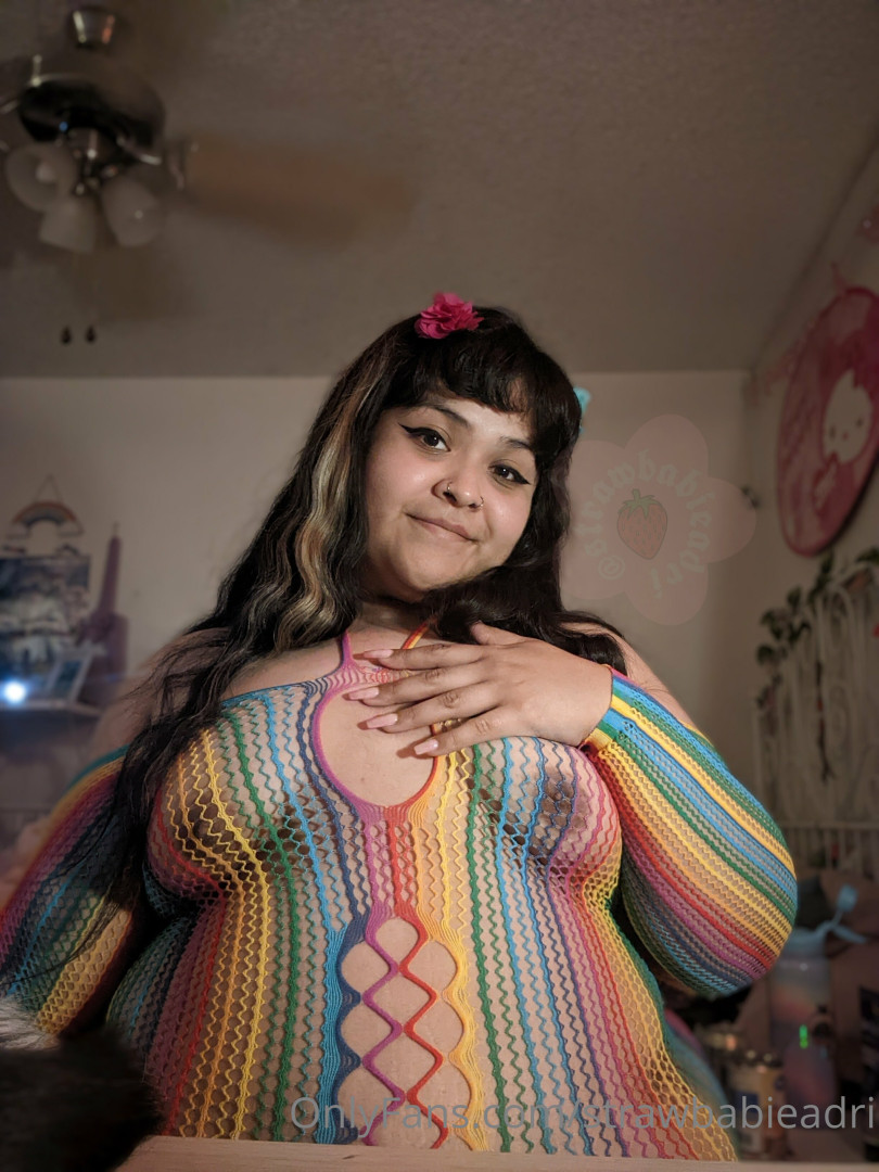 Photo by strawbabieadri published on May 17,2023 14:53:39 - BestThots