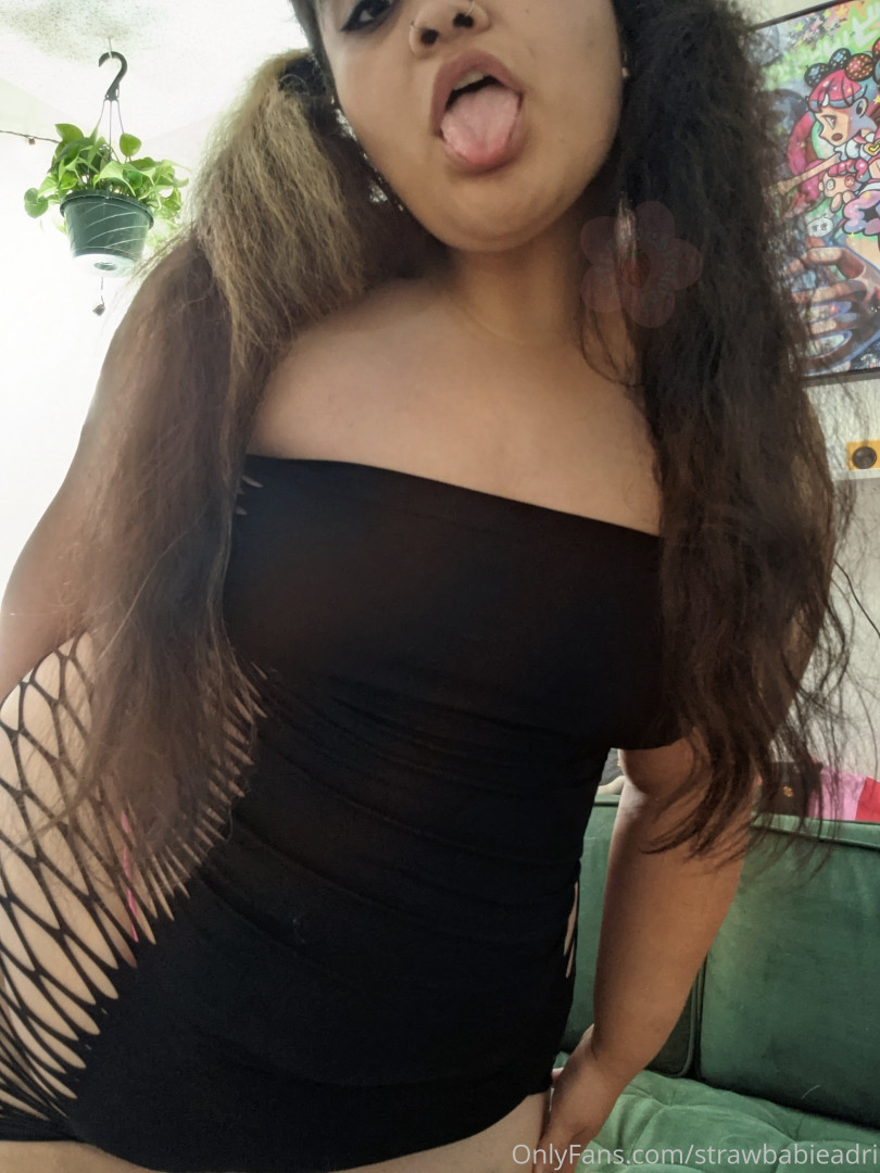 Photo by strawbabieadri published on May 17,2023 14:53:50 - BestThots