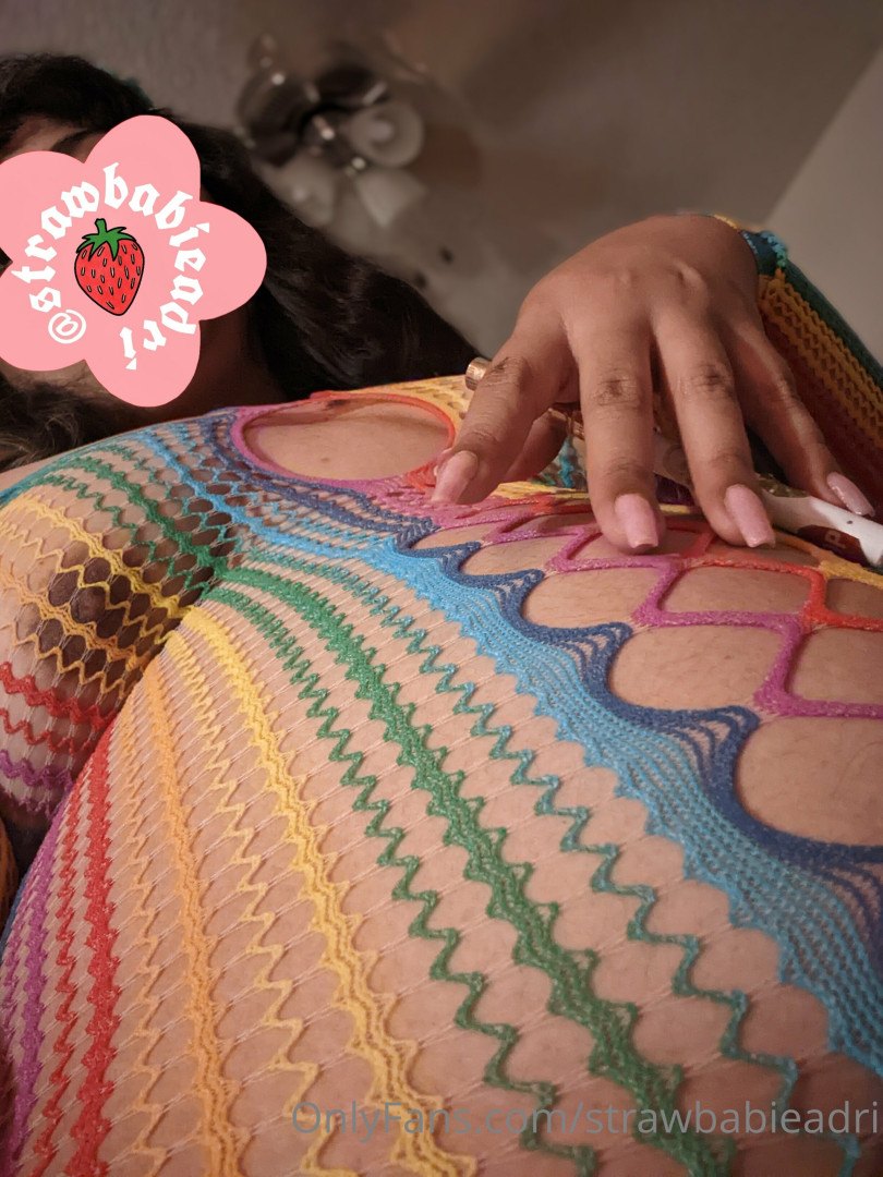 Photo by strawbabieadri published on May 17,2023 15:00:12 - BestThots