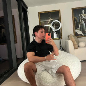liamferrari #2869931