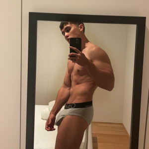 liamferrari #2869933