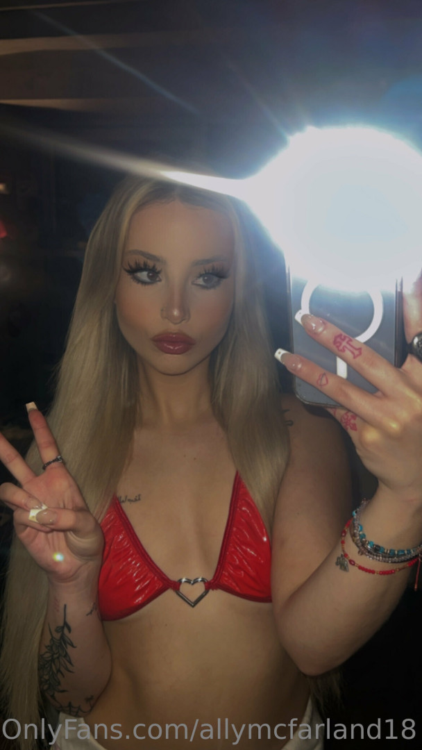 Photo by allymcfarland18 published on July 21,2023 23:45:38 - BestThots