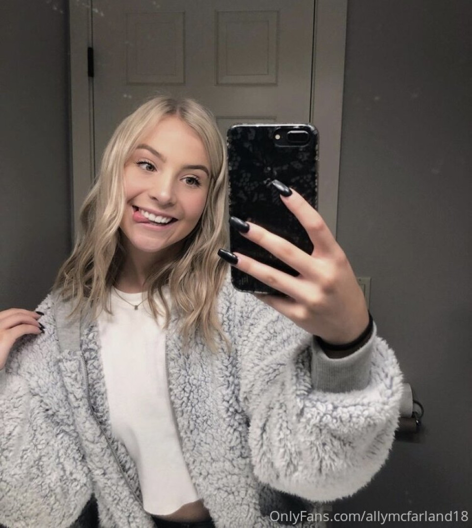 Photo by allymcfarland18 published on July 22,2023 00:21:26 - BestThots