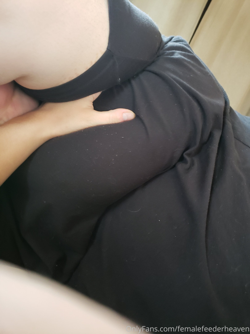 Photo by femalefeederheaven published on July 13,2023 09:05:03 - BestThots