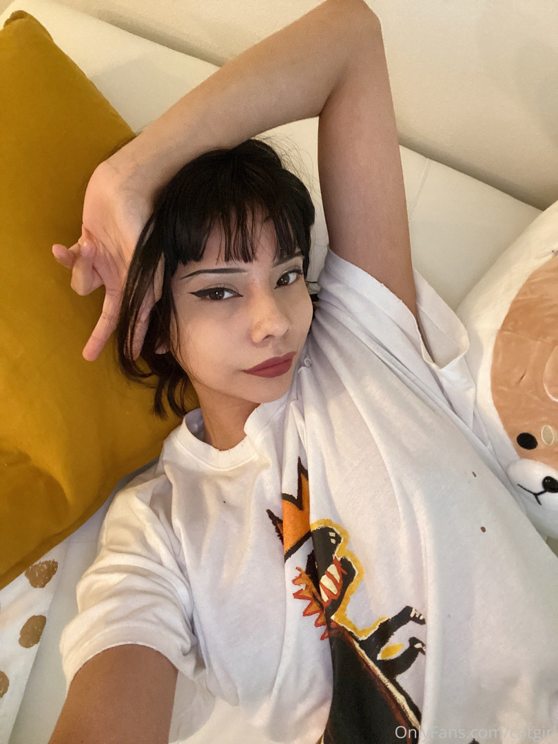 Photo by catgirl published on October 17,2023 09:31:21 - BestThots