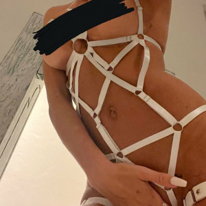 baileyscarlett #2097740