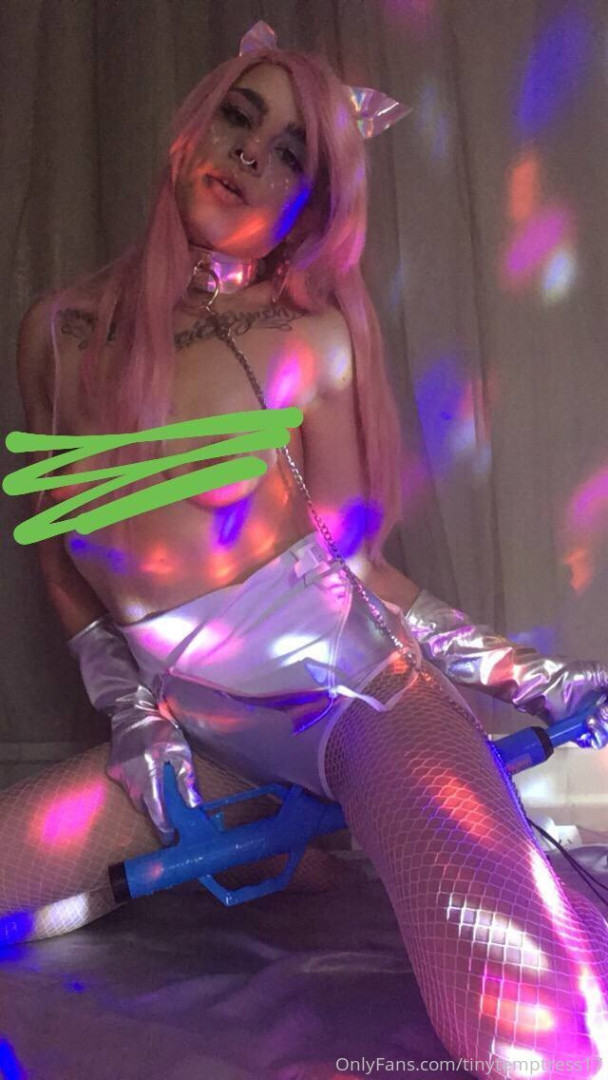 Photo by tinytemptress17 published on June 4,2023 06:40:53 - BestThots
