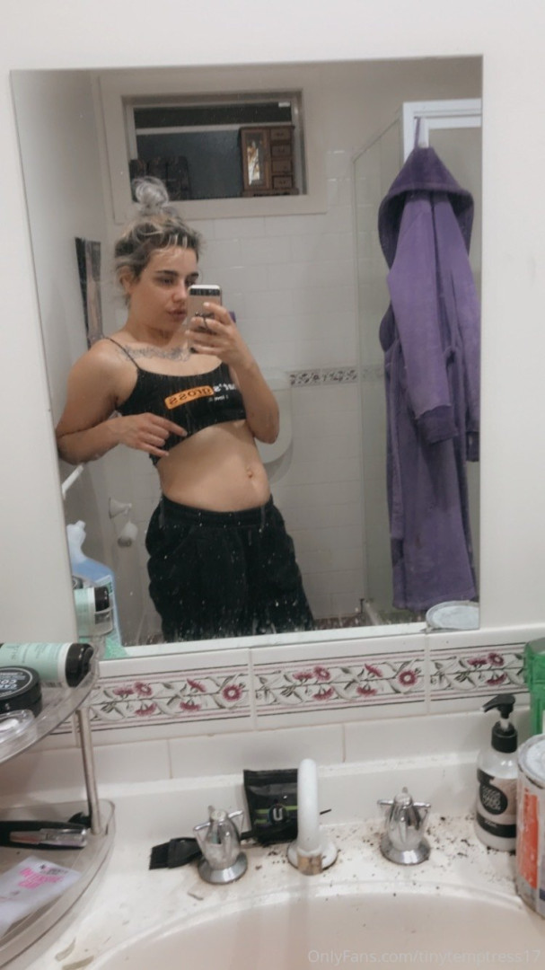 Photo by tinytemptress17 published on June 4,2023 06:41:29 - BestThots