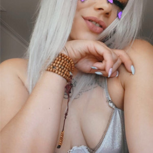tinytemptress17 #1177777