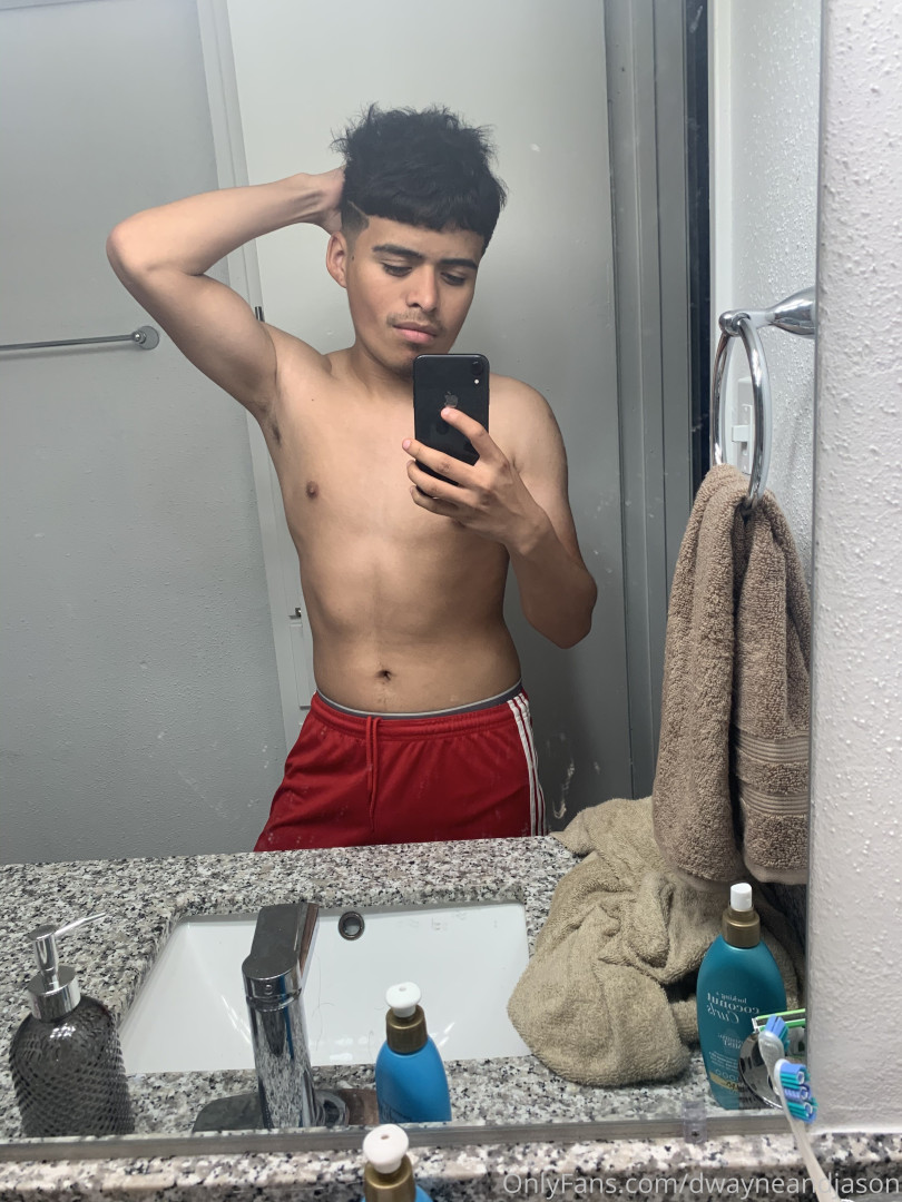 Photo by dwayneee9 published on October 15,2023 10:00:06 - BestThots