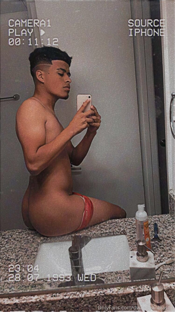 Photo by dwayneee9 published on October 15,2023 10:18:08 - BestThots