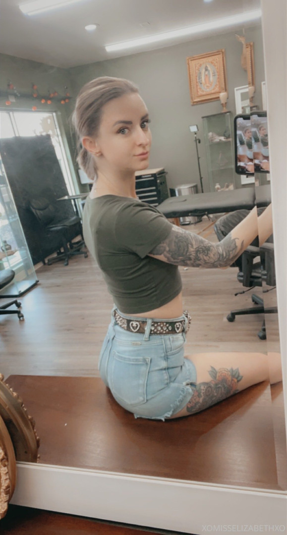 Photo by xomisselizabethxo published on June 12,2023 03:59:37 - BestThots