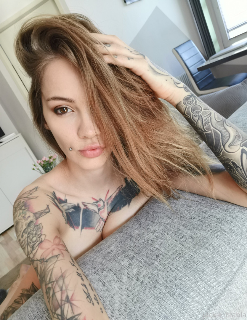 Photo by jackie_blabla published on June 8,2023 23:09:45 - BestThots