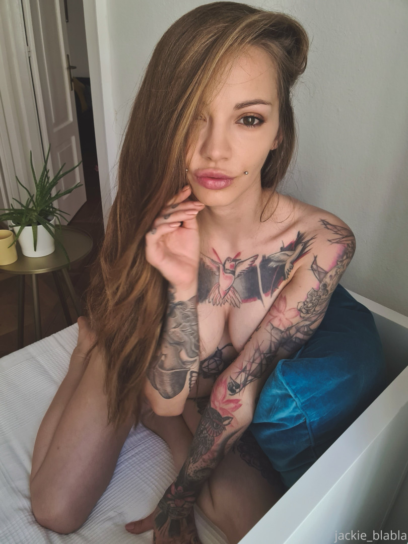 Photo by jackie_blabla published on June 8,2023 23:13:58 - BestThots
