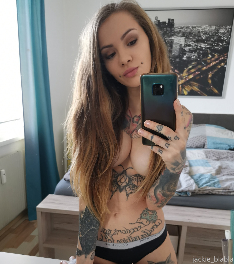 Photo by jackie_blabla published on June 8,2023 23:16:22 - BestThots