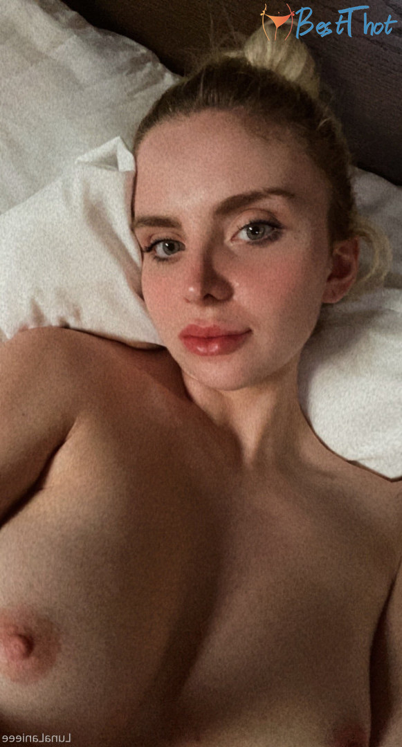 Photo by lunalanieee published on December 17,2024 08:04:46 - BestThots