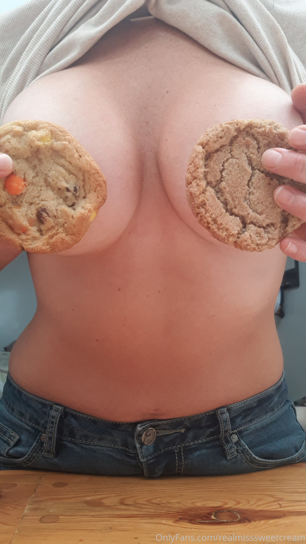 Photo by realmisssweetcream published on June 14,2023 13:49:19 - BestThots