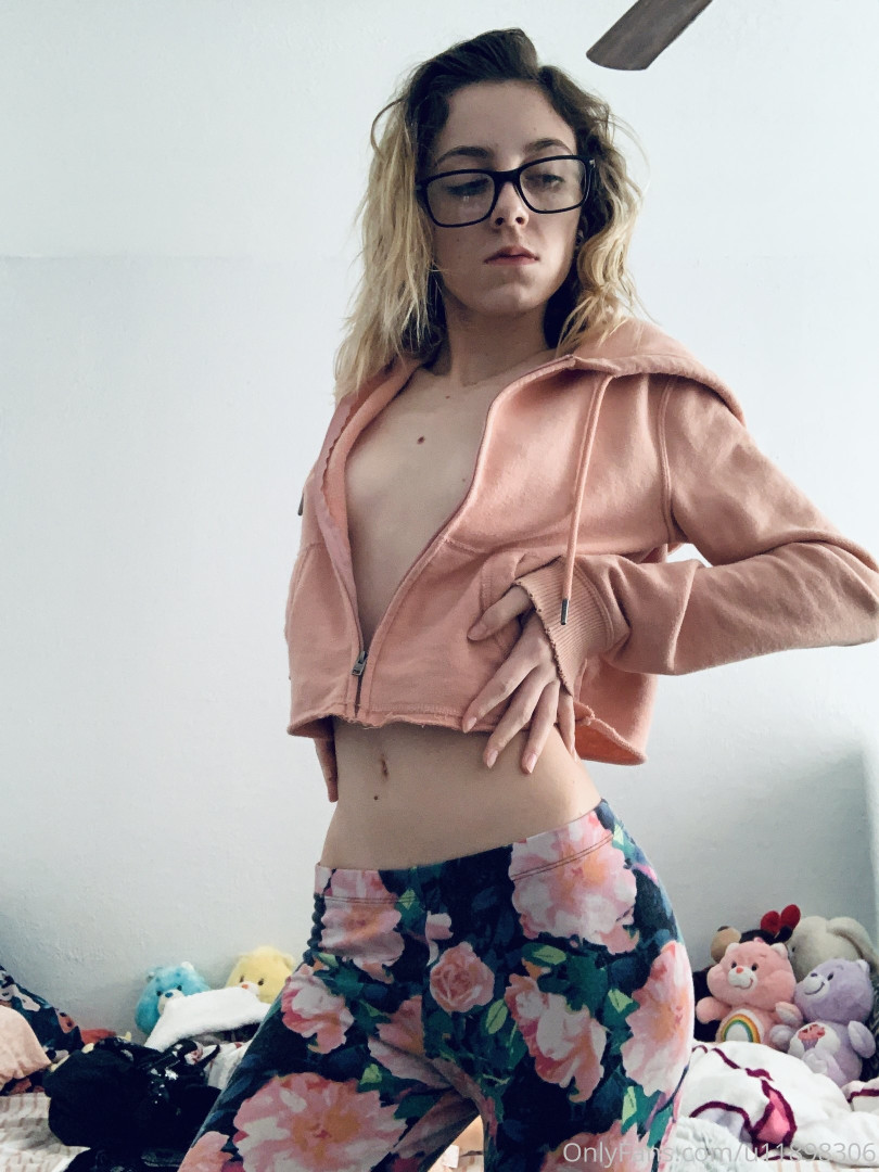 Photo by jasminecx published on October 16,2023 16:06:06 - BestThots