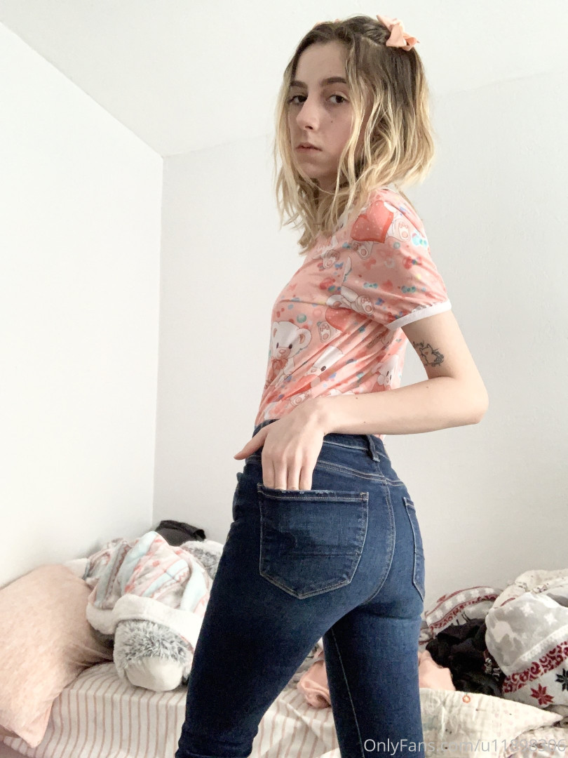 Photo by jasminecx published on October 16,2023 16:18:30 - BestThots