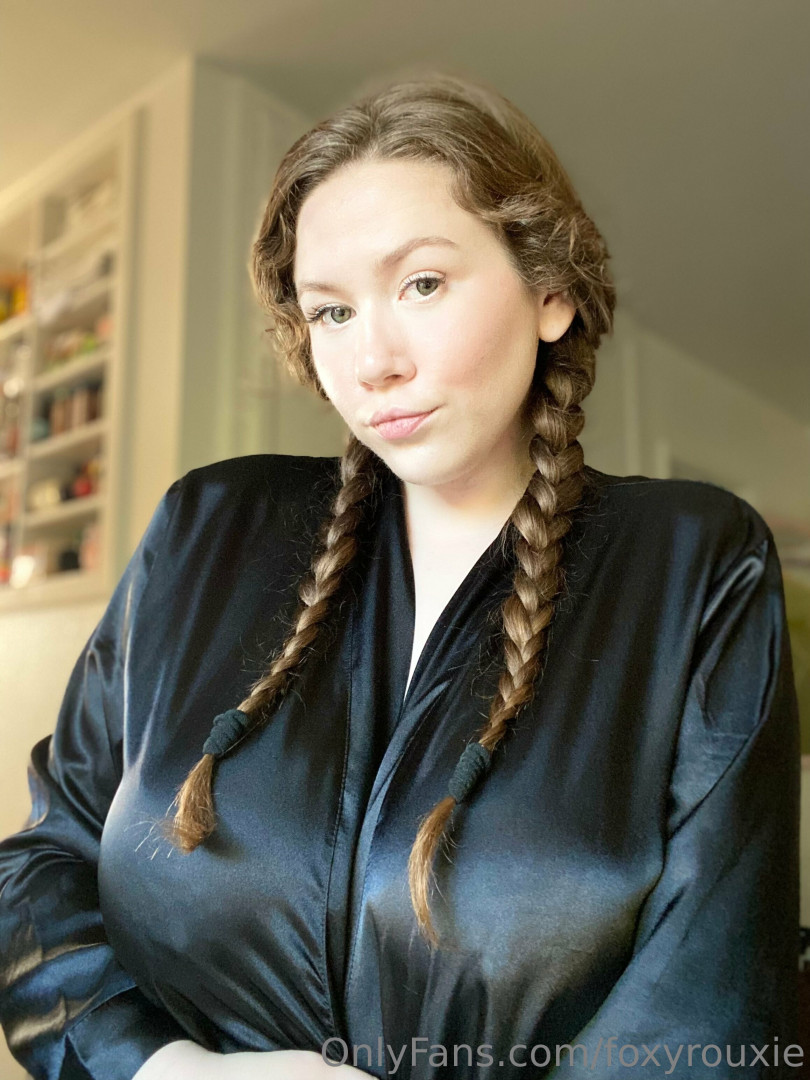 Photo by foxyrouxie published on June 28,2023 02:08:10 - BestThots