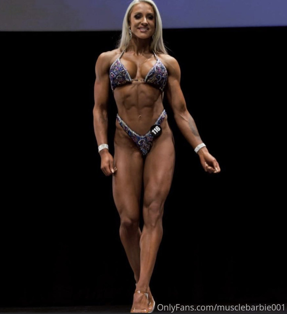 Photo by musclebarbie001 published on October 12,2023 19:57:01 - BestThots