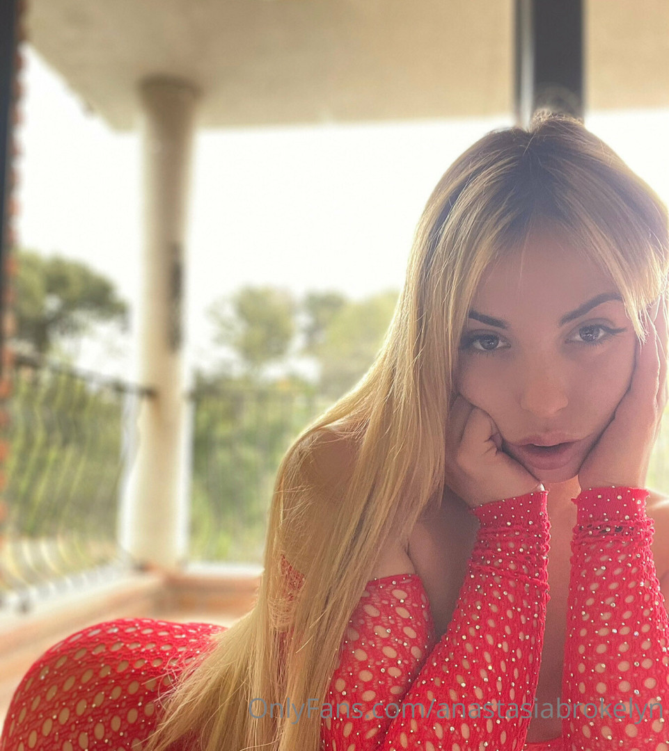 Photo by brokelynbabe published on July 24,2023 12:20:12 - BestThots