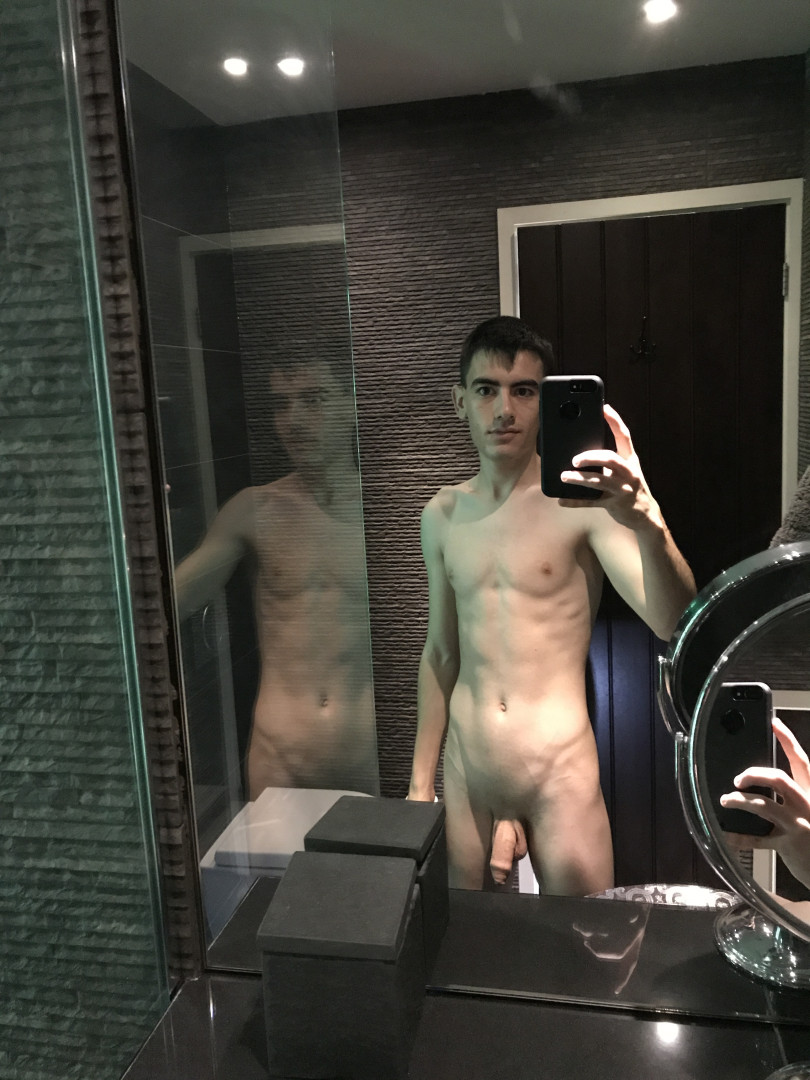 Photo by jordiporn published on October 16,2023 10:34:24 - BestThots