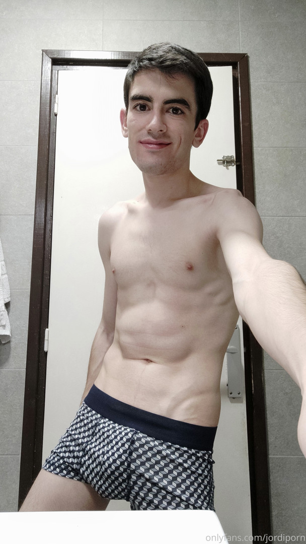 Photo by jordiporn published on October 16,2023 10:38:14 - BestThots