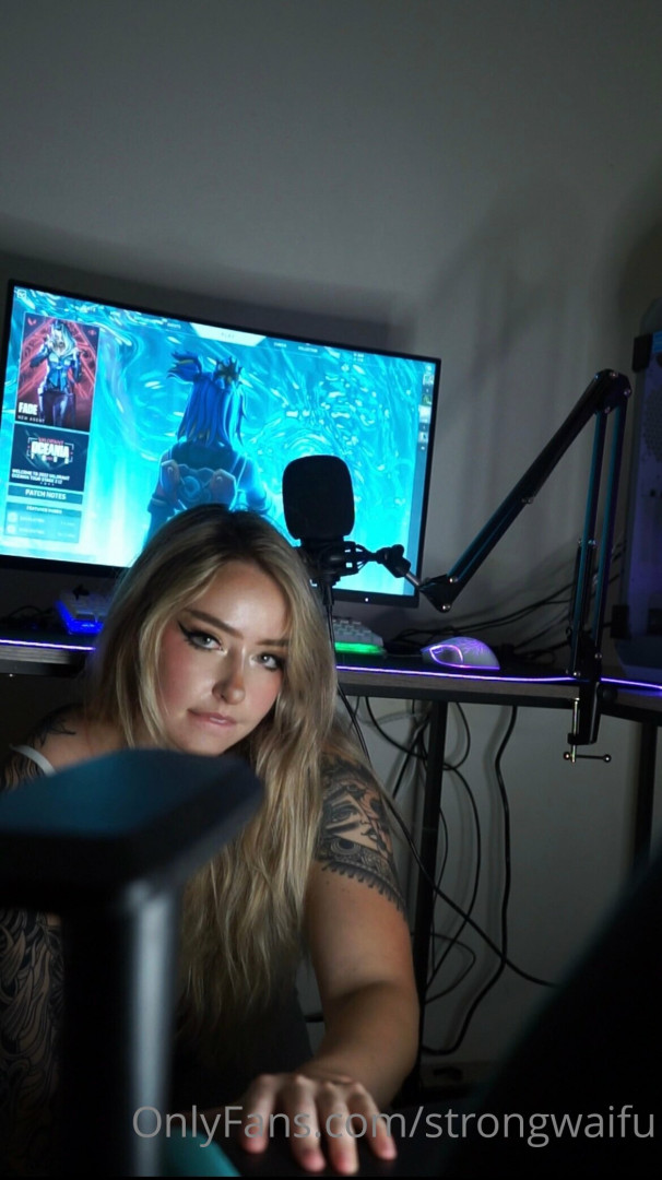 Photo by strongwaifu published on May 17,2023 13:38:24 - BestThots