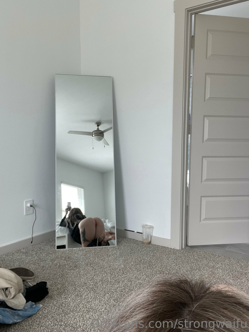 Photo by strongwaifu published on May 17,2023 13:39:00 - BestThots