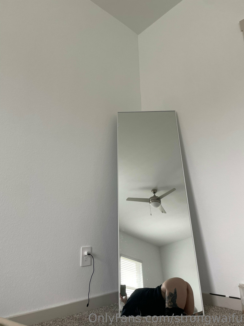 Photo by strongwaifu published on May 17,2023 13:39:06 - BestThots