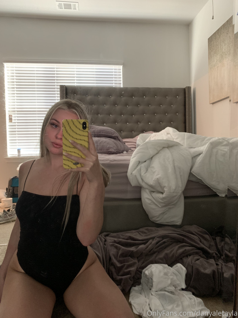 Photo by daniinsfw published on May 28,2023 11:08:51 - BestThots