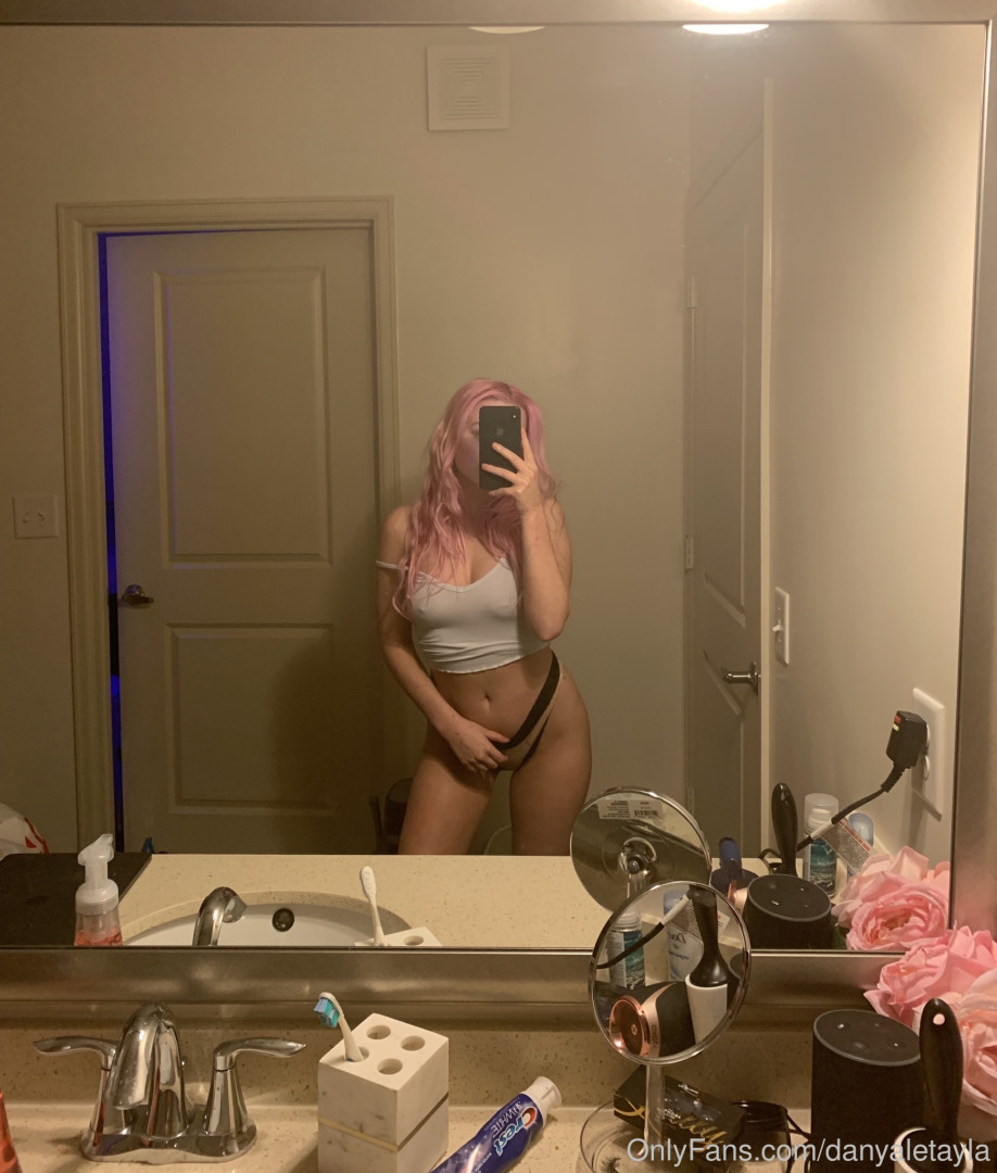 Photo by daniinsfw published on May 28,2023 11:09:29 - BestThots