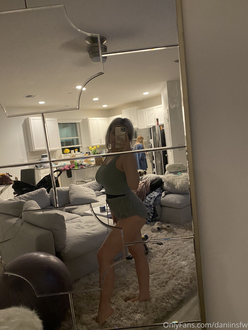 Photo by daniinsfw published on May 28,2023 11:11:39 - BestThots