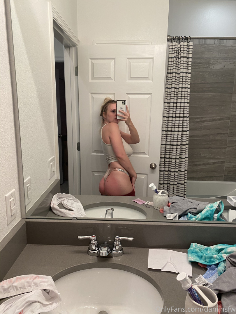 Photo by daniinsfw published on May 28,2023 11:12:54 - BestThots