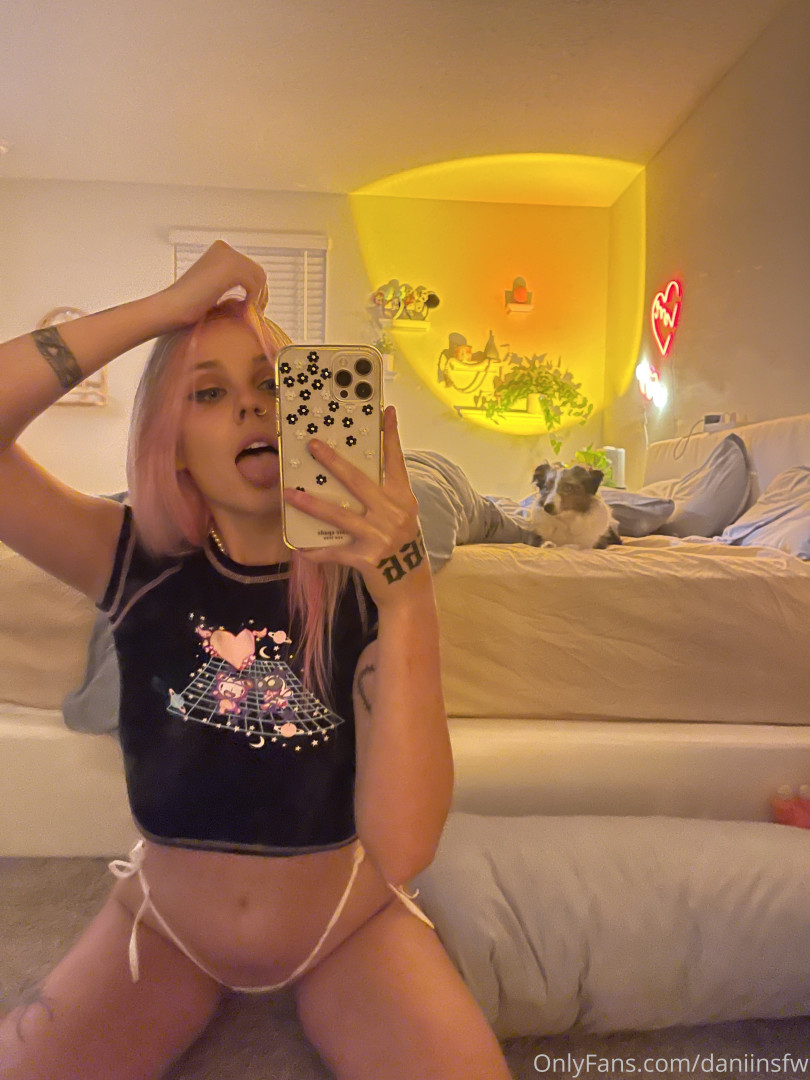 Photo by daniinsfw published on May 28,2023 11:17:03 - BestThots