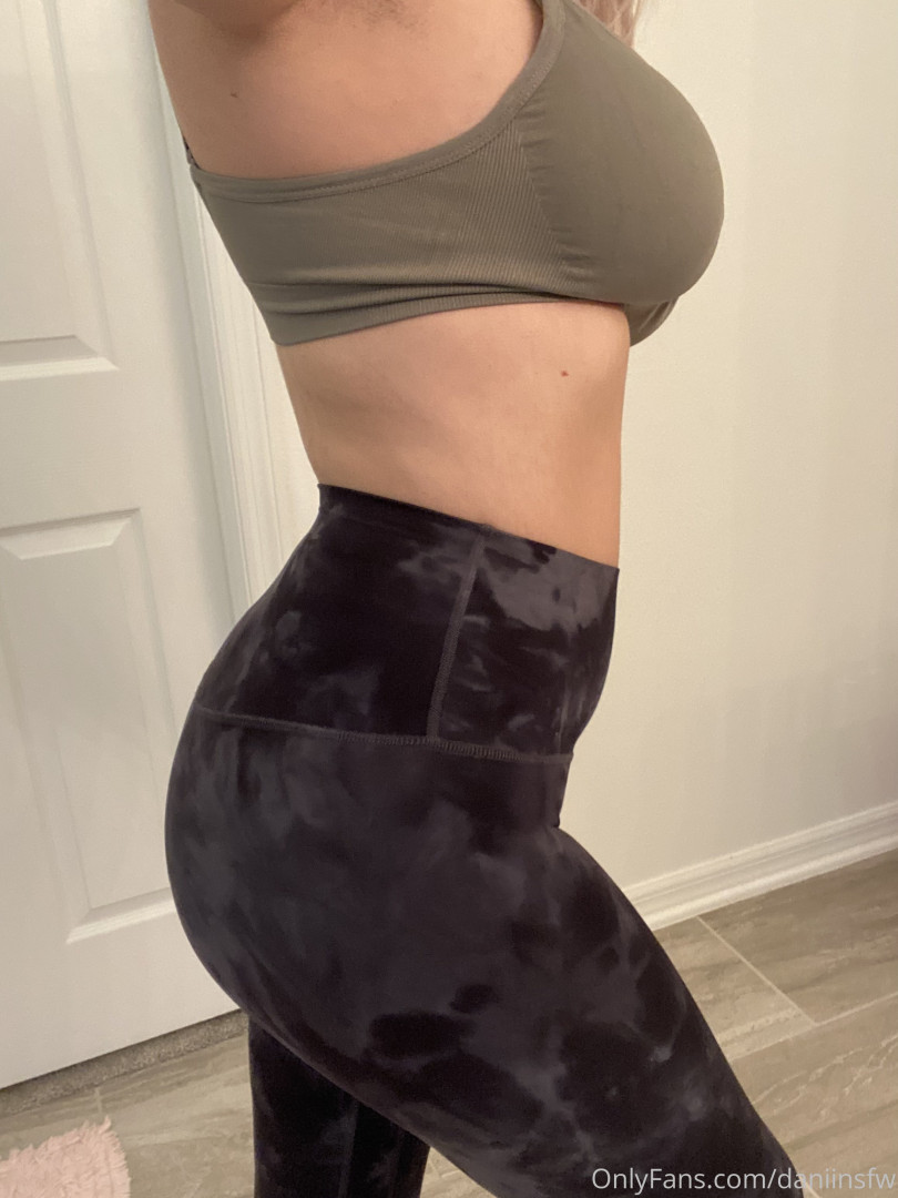 Photo by daniinsfw published on May 28,2023 11:17:24 - BestThots